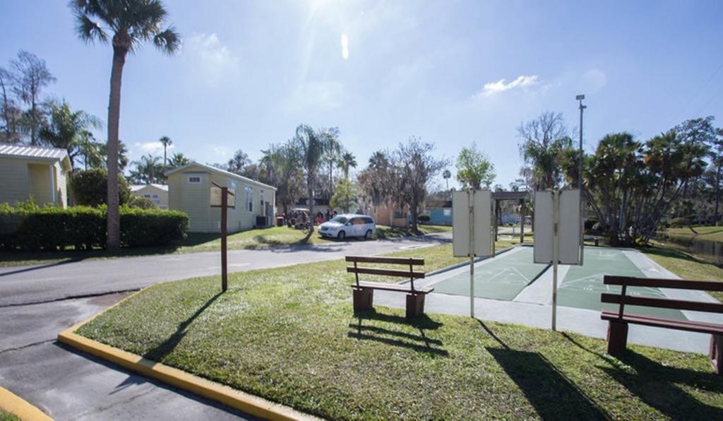 Tropical Palms Premium Two-Bedroom Loft Cottage 77 Orlando Exteriör bild