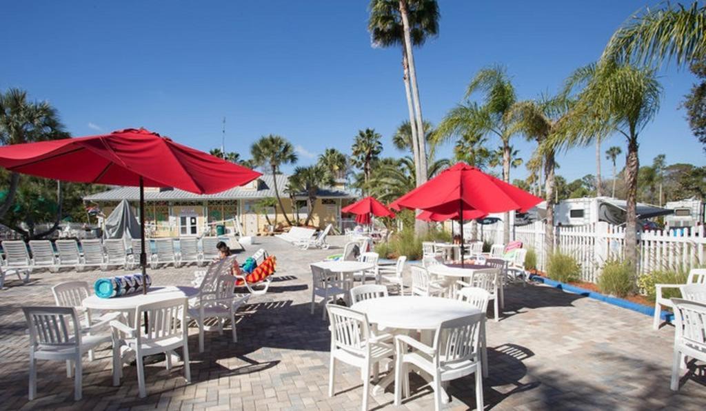 Tropical Palms Premium Two-Bedroom Loft Cottage 77 Orlando Exteriör bild